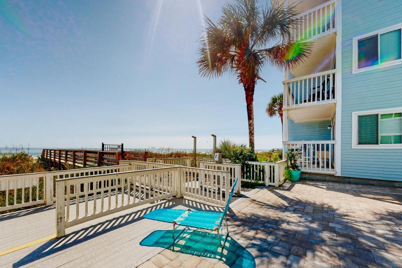 Ocean Retreat & Villas Myrtle Beach Exterior photo